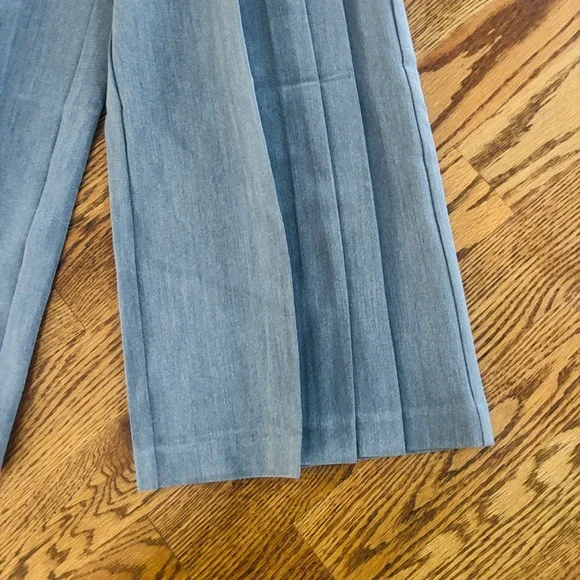 Gray Pleated Wide-Leg Pants 3/4 Coullotte Pants - Picture 2 of 12